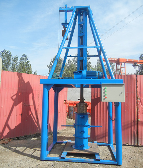 立式水泥制管機